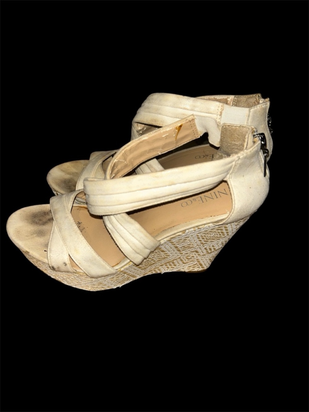 Nine & Co. Cream Strappy Wedge Sandals Boho Espadrille Heels Size 8.5M flaws